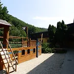 Vendégház Zatisi