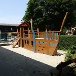 Zatisi Komorní Lhotka