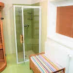 Vendégház Zatisi Komorní Lhotka