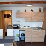 Zatisi 4* Komorní Lhotka