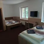 Vendégház Zatisi Komorní Lhotka