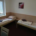 Vendégház Zatisi Komorní Lhotka