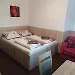 Zatisi Vendégház 4*