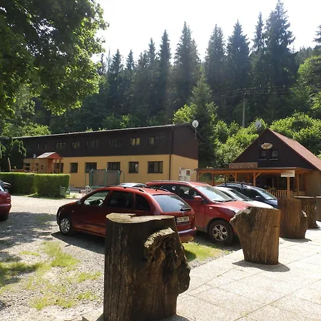 Zatisi Komorní Lhotka